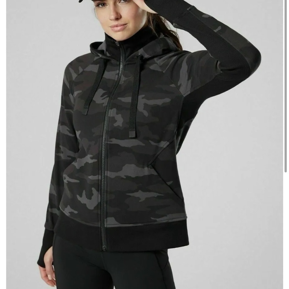 Athleta Triumph Printed Black Camo Zip-Up Hoodie — Size Small